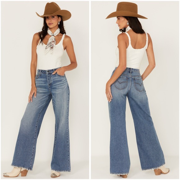 Cleo + Wolf Denim - Cleo + Wolf‎ High Rise Loose Fit Flare Leg Jeans Distressed Hem 28W x 32L